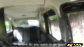 Horny tourist couple performs a hot sex in the backseat of the cab