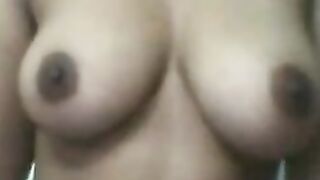 flashing her natural on camteensporn.com