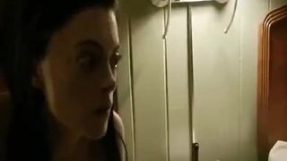 Awesome Hannah Fierman shows off her curve on cam