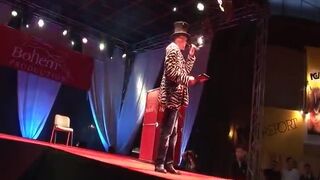 Older women gets a hot lap dance