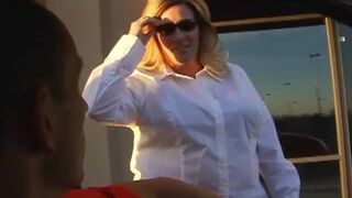 Plump Blonde Girl Jams Juicy Cock In Lips