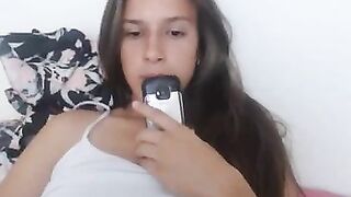 barecamgirl.com very cute beautiful USA 18yo teen pussy and body rubbing webcam