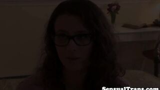 Spex shemale buttfucked after blowjob