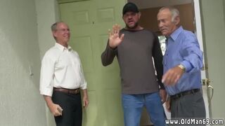 Teen gives old man blowjob and gets Frannkie And The Gang Take a Trip