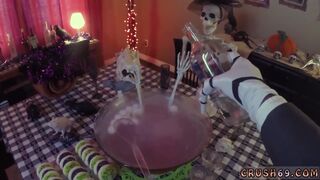 Teen girls pee My daddy has been disregarding me