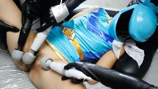 Japanese cosplayer Brave Blue is squirting, uncensored