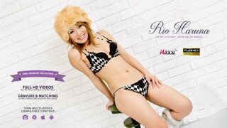 Attractive brunette babe Rio Haruna bounces on stiff hairy d