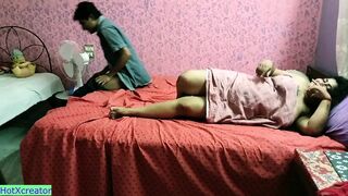 Accidently Cum Inside Bhabhi wet Pussy!! Bhabhi is not Satisfied!!