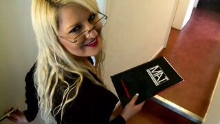 Antinia La Rouge takes a big massive cock