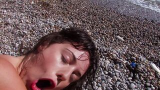 Samanta Terry loves to suck dick and take it whole