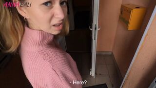 fucked a modest girlfriend in a public place.