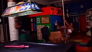 Black slut loves white cock