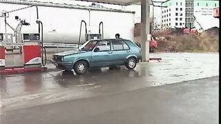 Latexbraut blaesst heftig