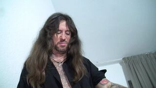 GERMAN PORN HOT SLUTS SUCKS A HARD DICK ON THE SOFA BEFORE