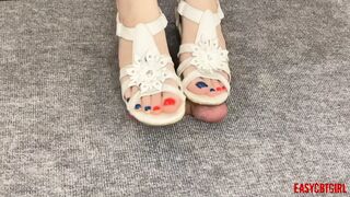 I crush my little cock on the milking board with my legs