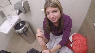 Russian Teen Gina Gerson Fucks In Train For Money