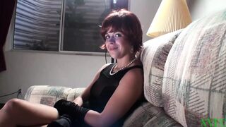 Sexy 30 Year Old Cougar Redhead Milf Gives Us A Show
