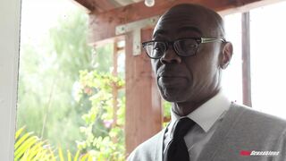 Lilly Spreads Her Cheer For The Neighbor