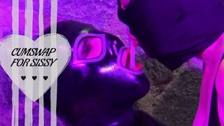 Blowjob and Cumkiss for Sissy Husband