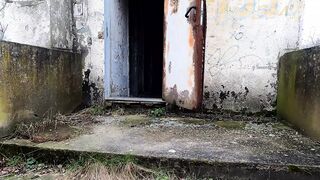 Titslapping at german border