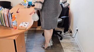 Big ass female boss let janitor took her panty off and eat her pussy