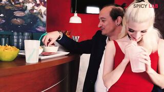 Couple Swings 1, Our First Time in a Swingers Club. with Mary Rider, Mia Casanova, Capitano Eric and Ryan X