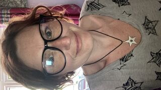 When a tiny touch has a big effect on mommy’s clit piercing